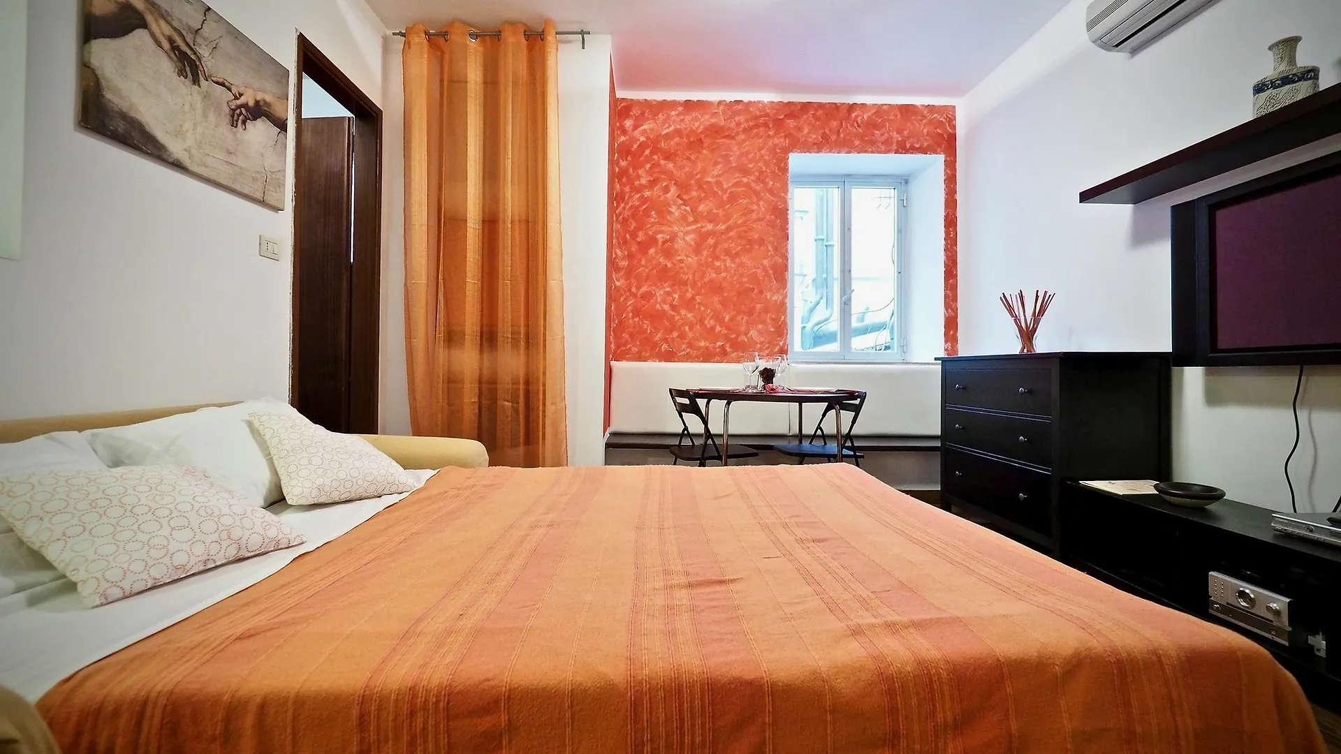 Studio Rosso San Luca Zona Acquario location